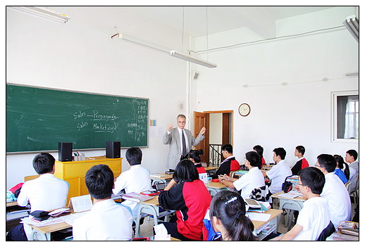 说明: http://www.luojianshan.com/news/photo/2012_091703.jpg